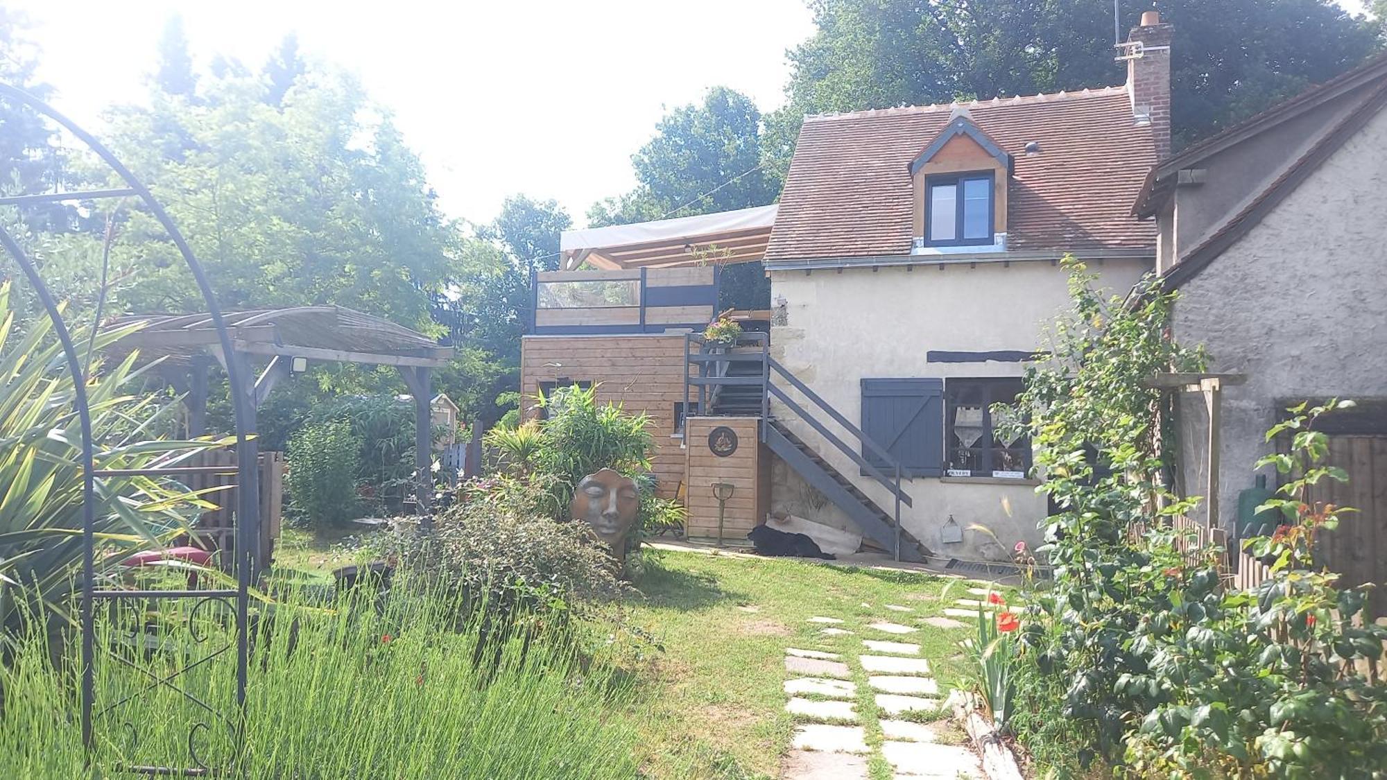 Gite De La Poterie Fenetre Sur Loire Holiday home *